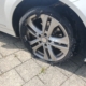 Mercedes Reifen zerstört vorne